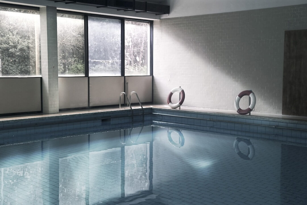 Choosing A Pool Heating System Image