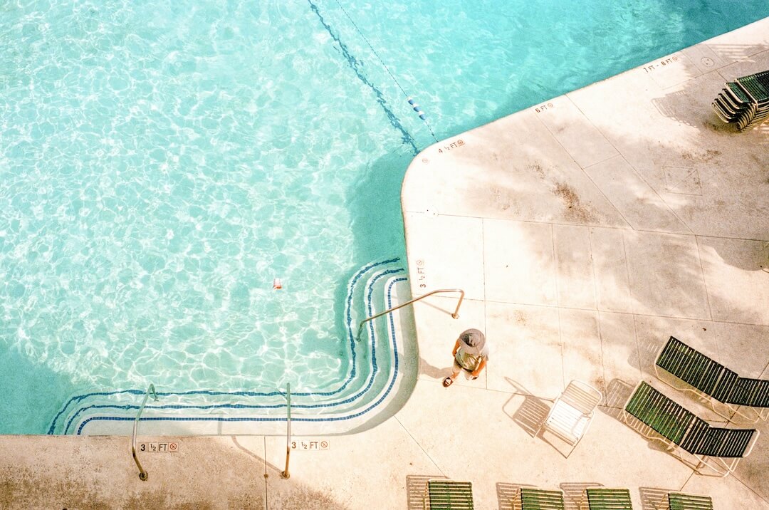 Maintenance Tips for Fine Particle Pool Netting in Hollywood Image